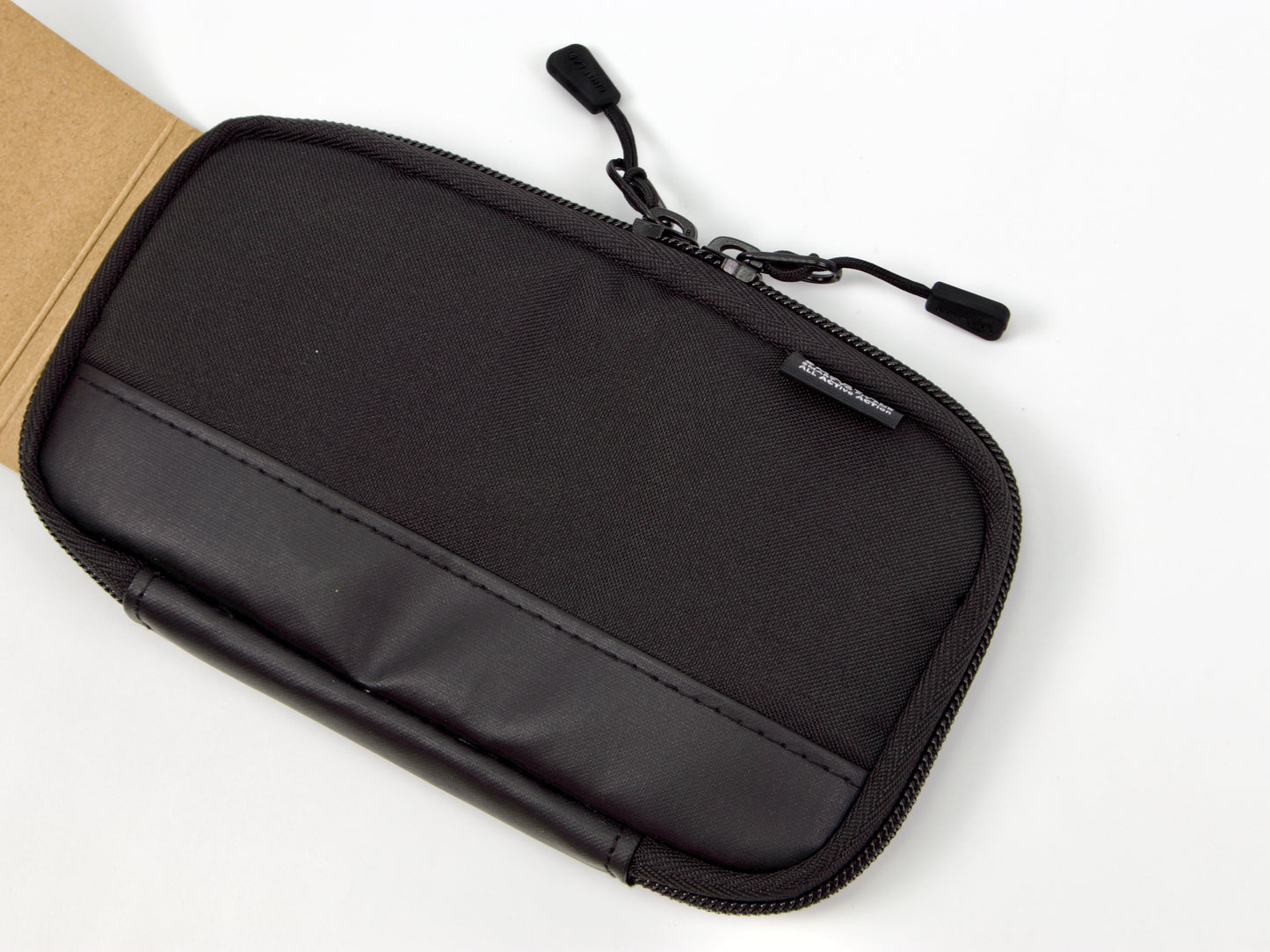 Lihit Lab ACTACT Smart Fit Pen Case