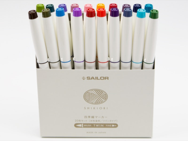 Juego de pinceles y tinta fina Sailor Shikiori de 20 colores